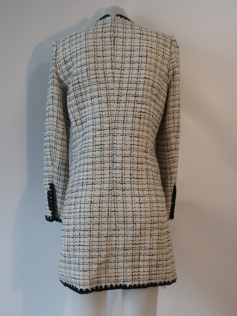 Womens Veronica Beard Palatine (Item-97) White Black Tweed Boucle V-Neck Dress 4 - Picture 10 of 16